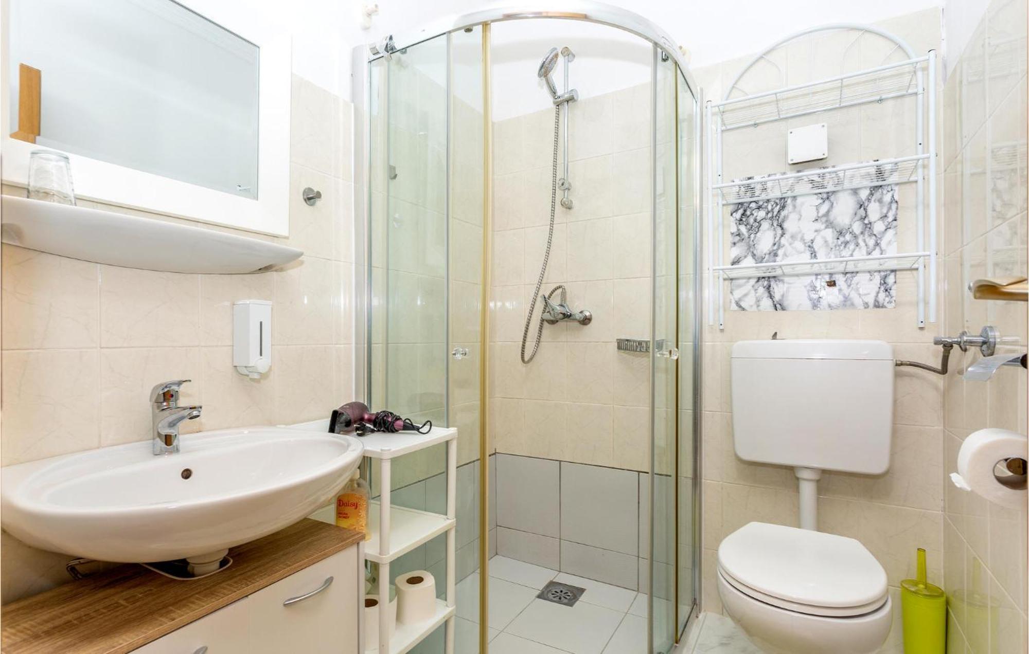 Awesome Apartment In Stara Baska 1 With Kitchen Stara Baška Exterior foto
