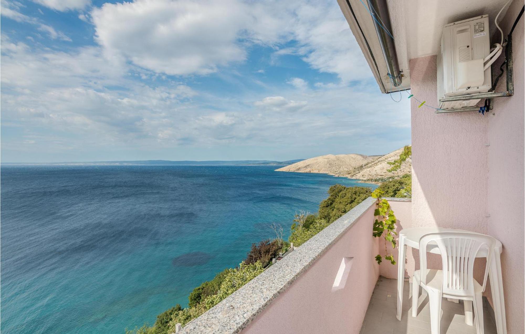 Awesome Apartment In Stara Baska 1 With Kitchen Stara Baška Exterior foto
